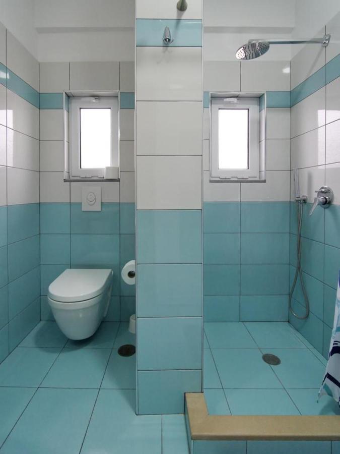 Himara Royal Hotel Buitenkant foto