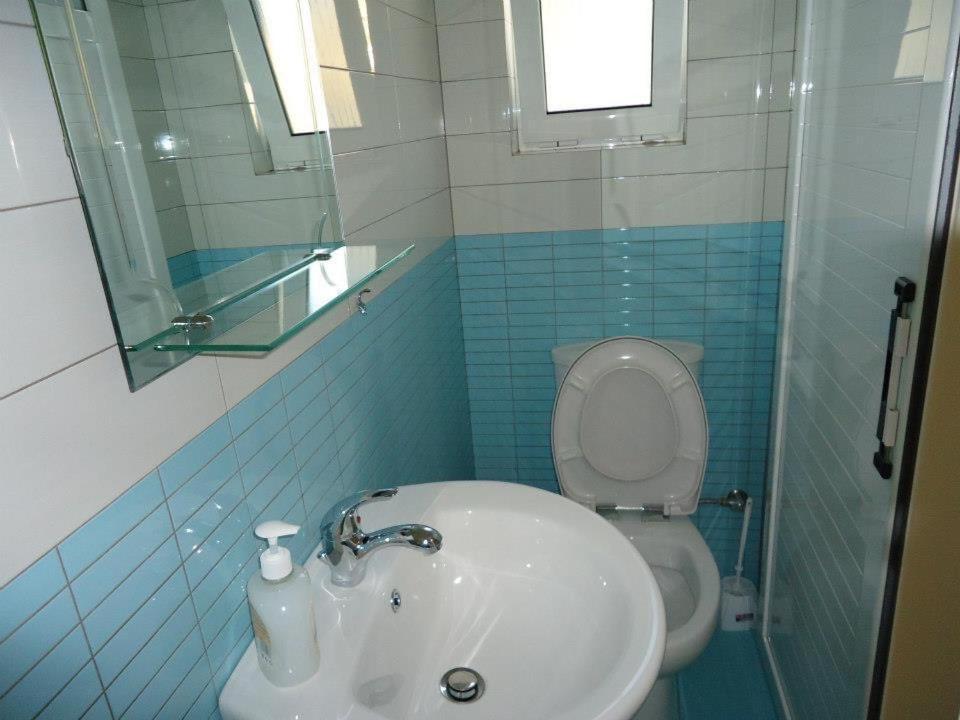 Himara Royal Hotel Buitenkant foto
