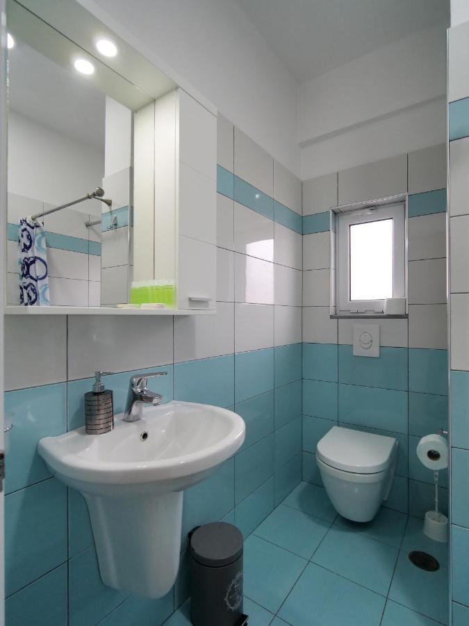 Himara Royal Hotel Buitenkant foto