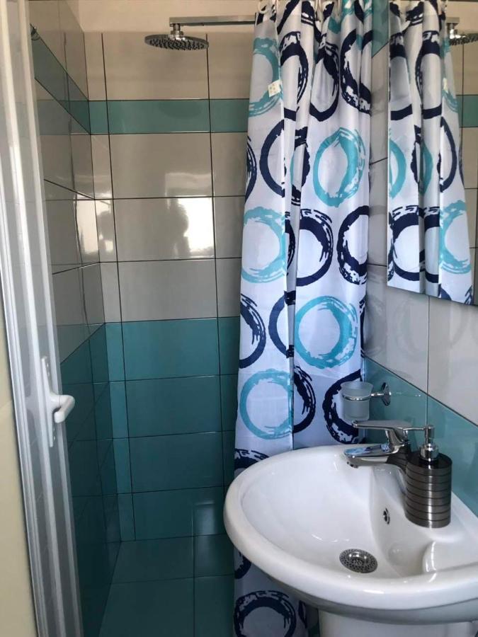 Himara Royal Hotel Buitenkant foto