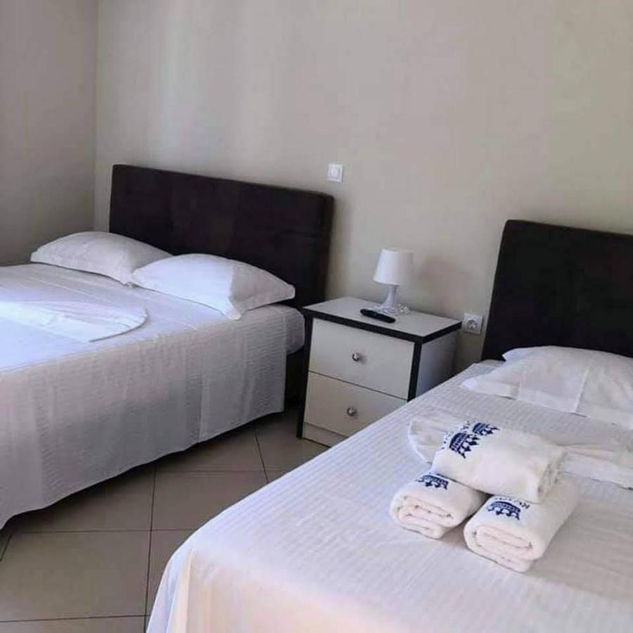 Himara Royal Hotel Buitenkant foto