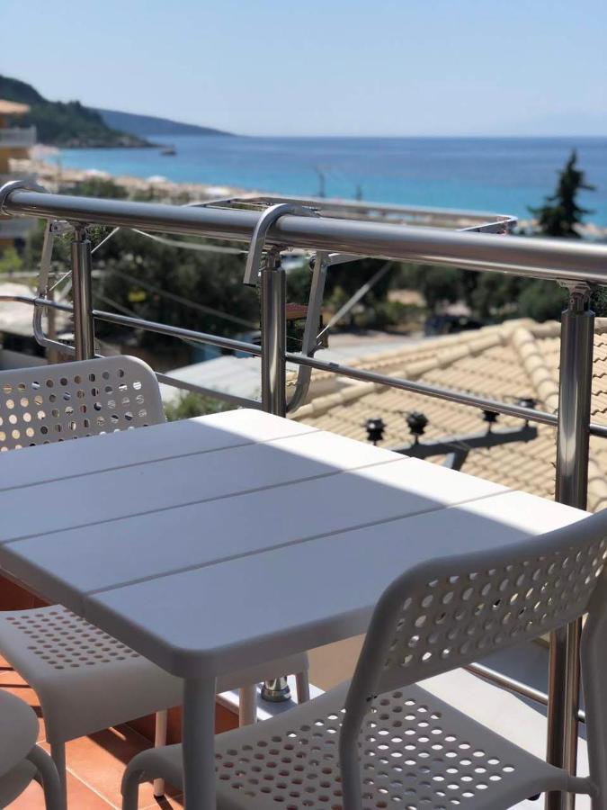 Himara Royal Hotel Buitenkant foto