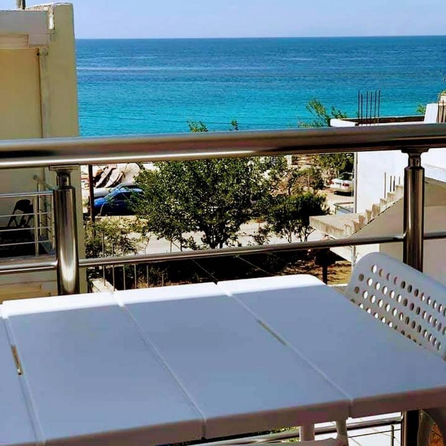 Himara Royal Hotel Buitenkant foto